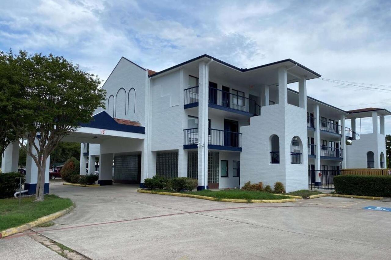 Surestay Hotel By Best Western Spring North Houston Exterior foto